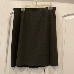 Ann Taylor gray skirt